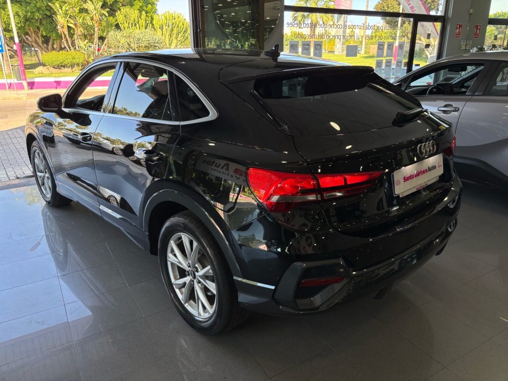 AUDI · Q3 Sportback · DIESEL · 2020 · 165.000 km