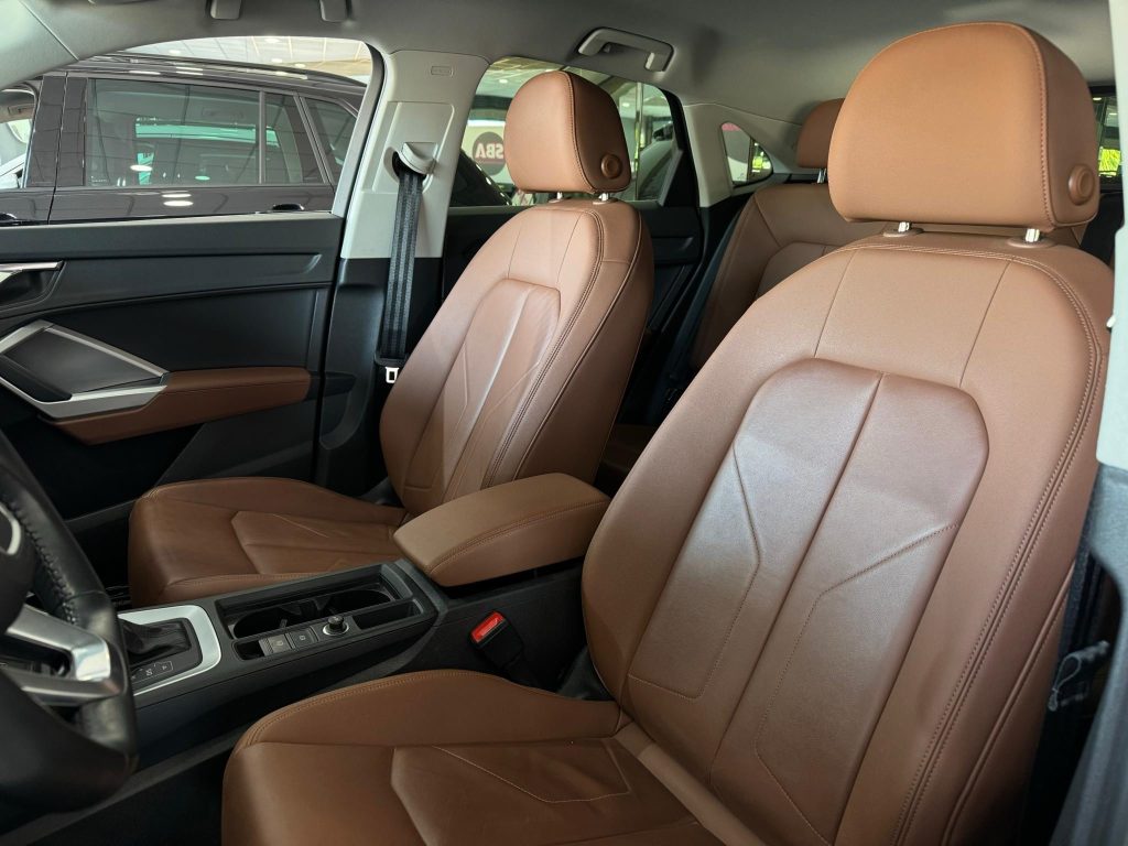 AUDI · Q3 Sportback · DIESEL · 2020 · 165.000 km