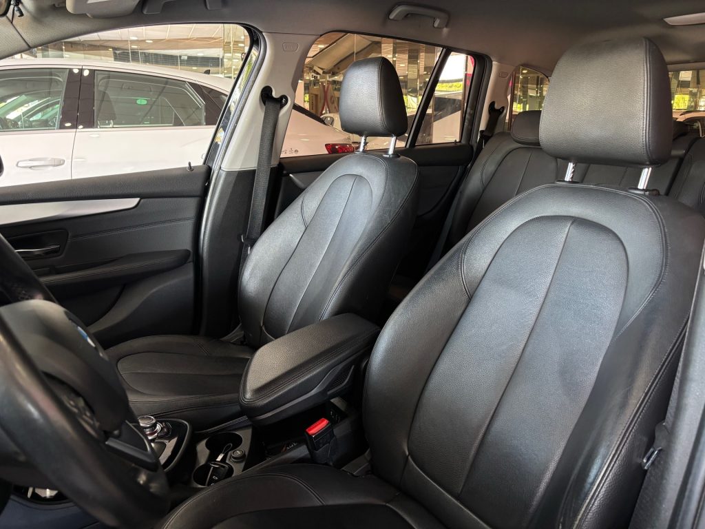 BMW · Serie 2 Gran Tourer · DIESEL · 2015 · 270.000 km