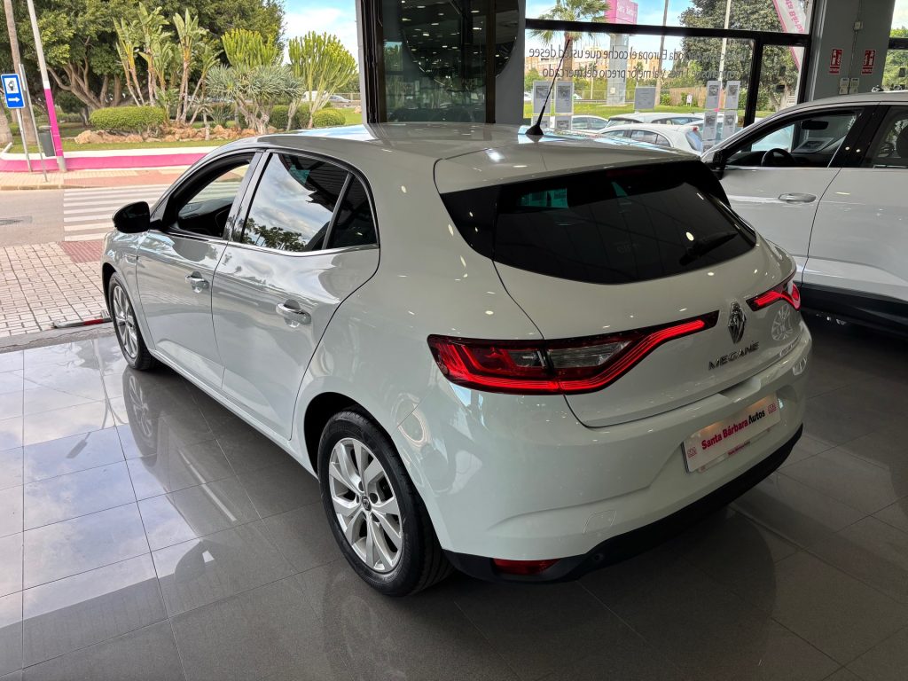 RENAULT · Mégane · DIESEL · 2018 · 138.000 km
