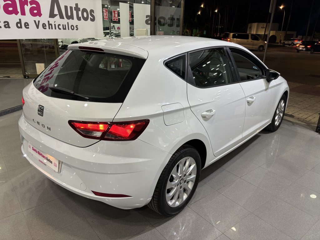SEAT · León · DIESEL · 2017 · 230.000 km