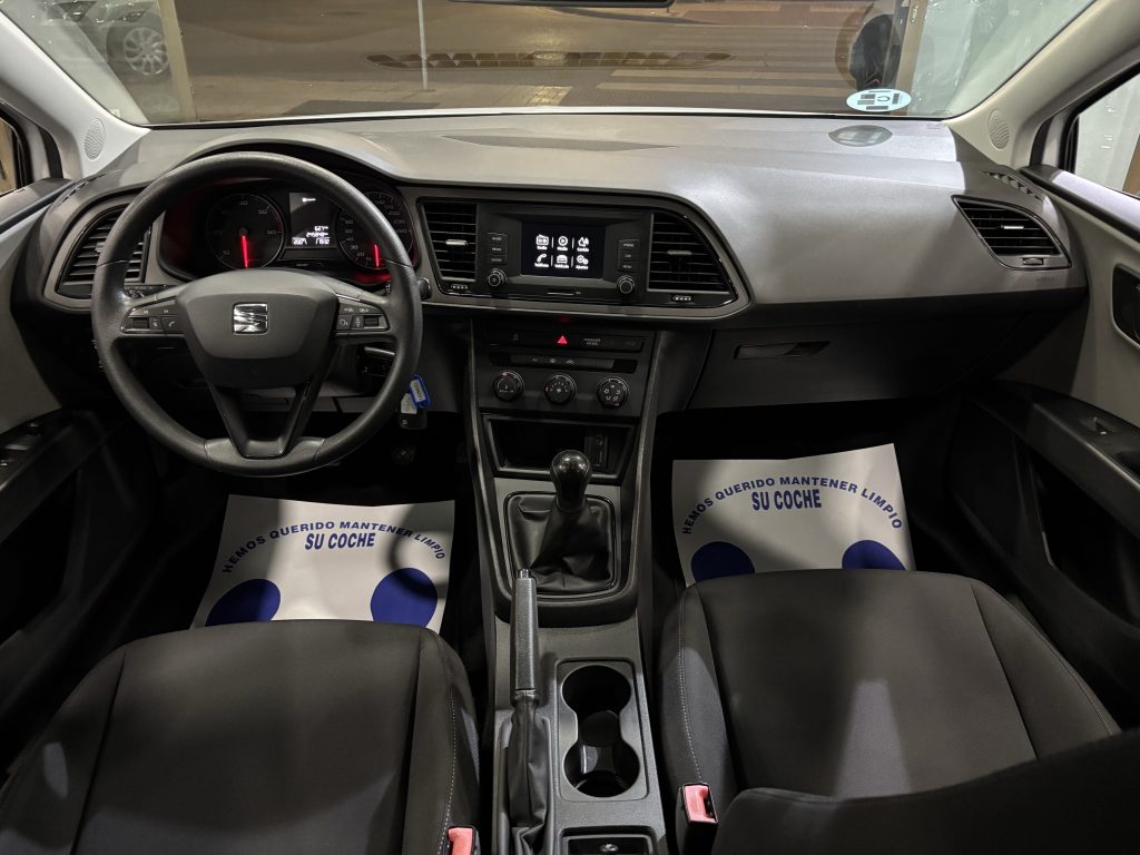 SEAT · León · DIESEL · 2017 · 230.000 km