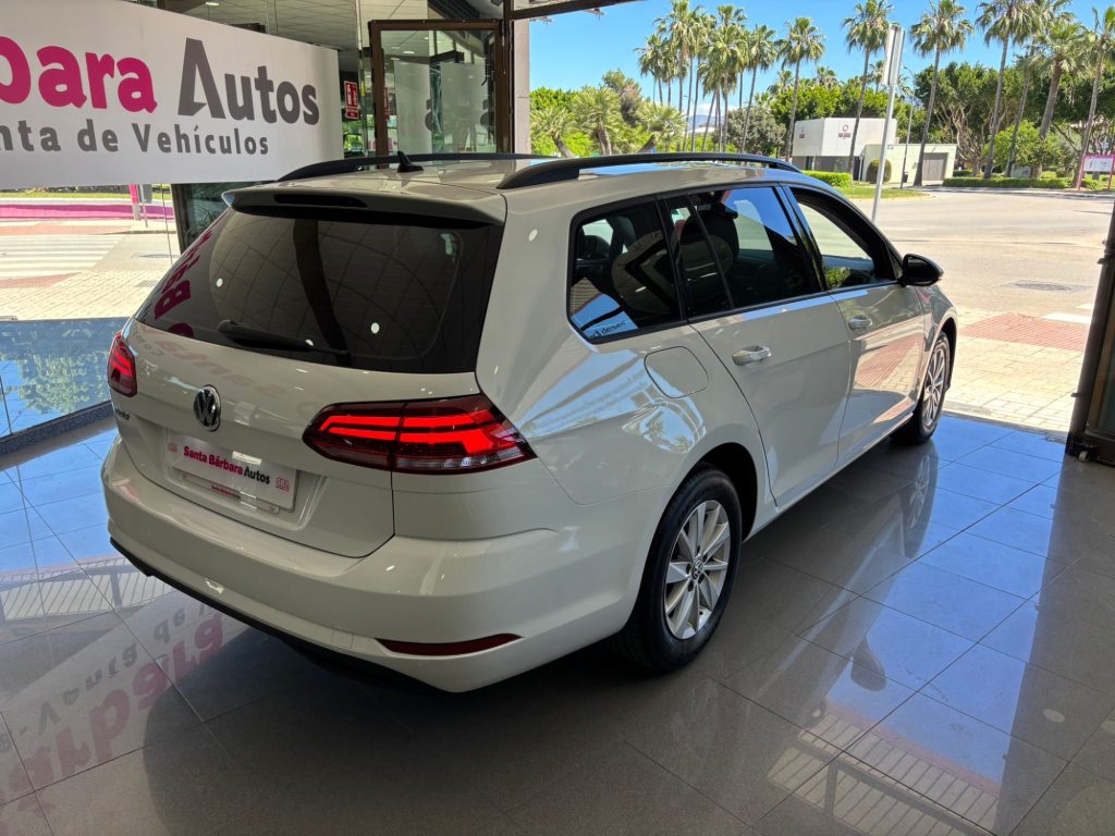 VOLKSWAGEN · Golf · DIESEL · 2018 · 198.000 km