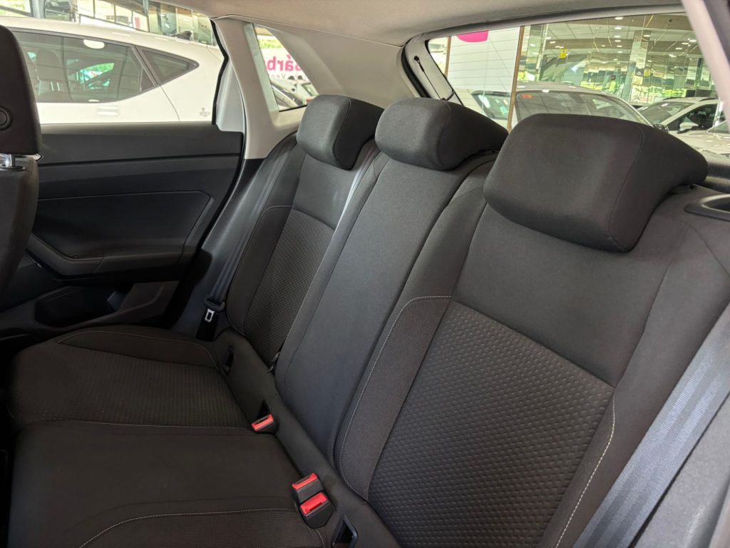 VOLKSWAGEN · Polo · GASOLINE · 2019 · 110.000 km