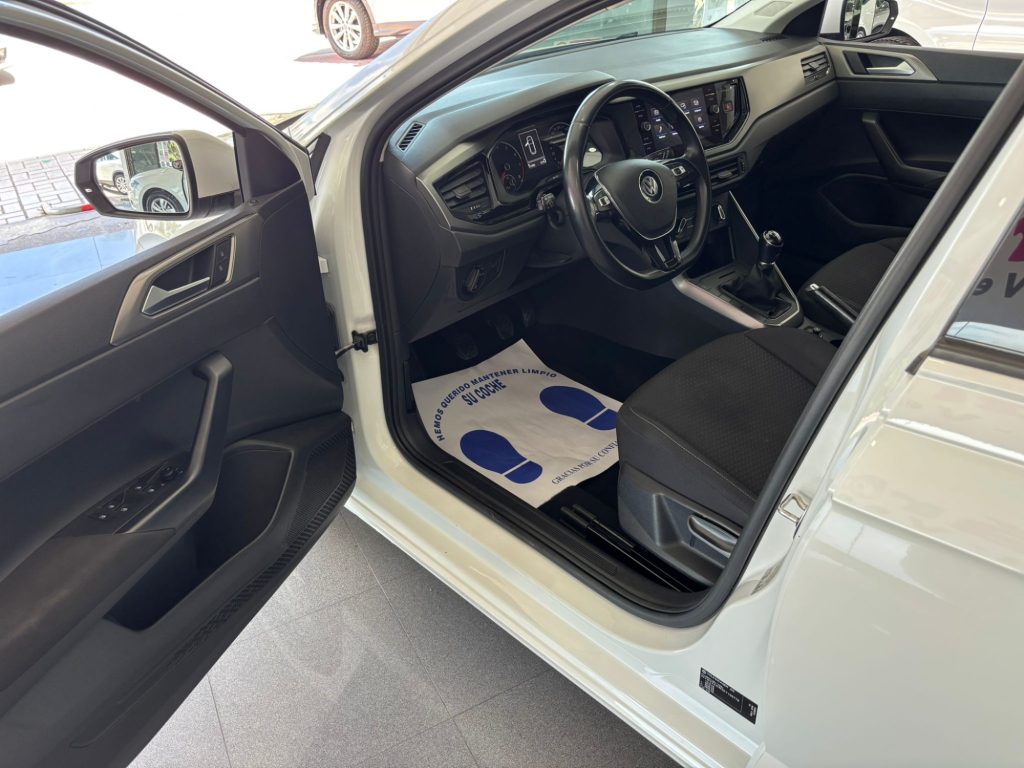 VOLKSWAGEN · Polo · GASOLINE · 2019 · 110.000 km