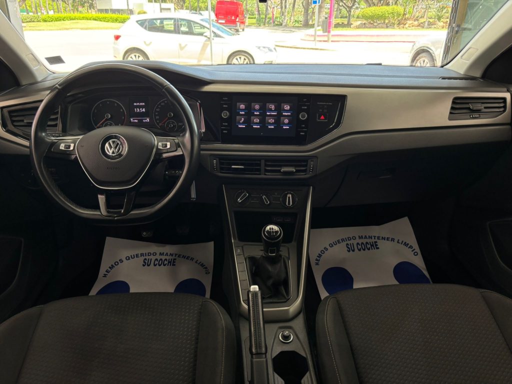 VOLKSWAGEN · Polo · GASOLINE · 2019 · 110.000 km
