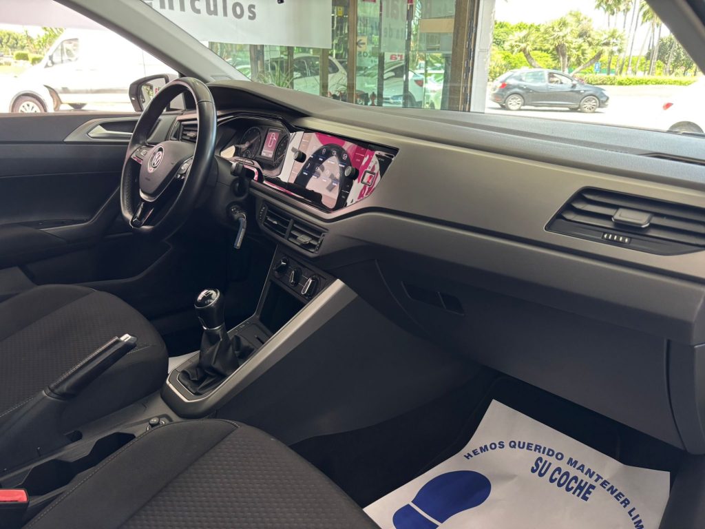 VOLKSWAGEN · Polo · GASOLINE · 2019 · 110.000 km