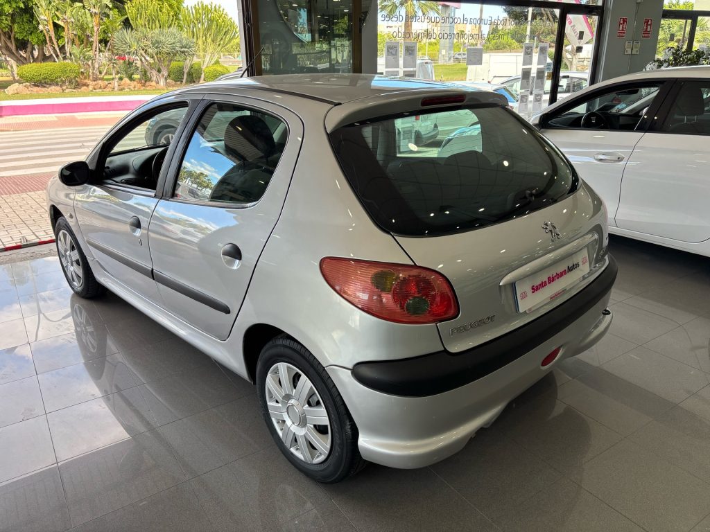 PEUGEOT · 206 · GASOLINE · 2007 · 145.000 km