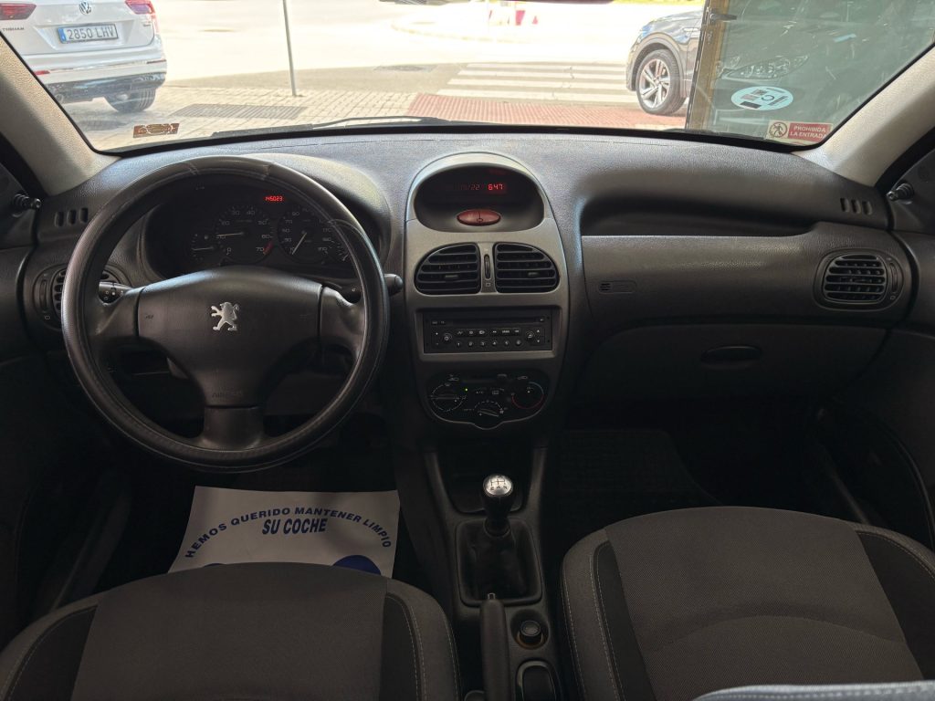 PEUGEOT · 206 · GASOLINE · 2007 · 145.000 km
