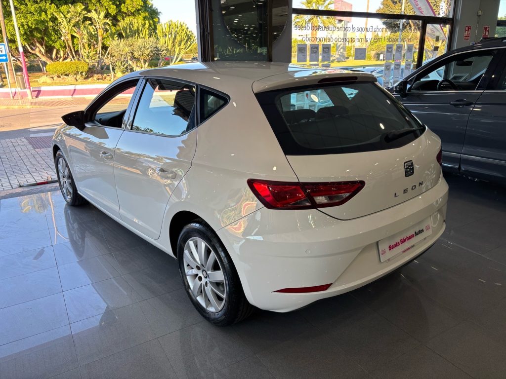 SEAT · León · DIESEL · 2019 · 205.000 km