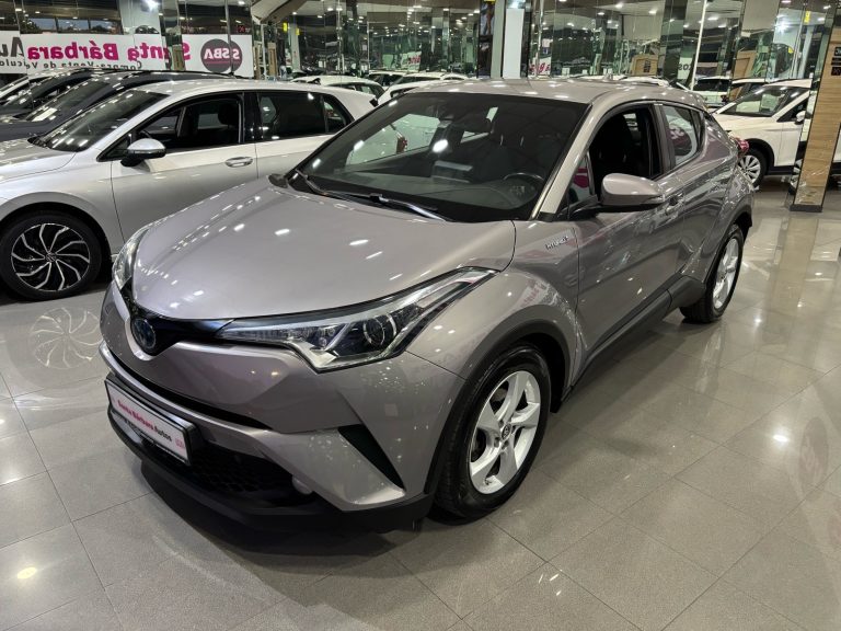 TOYOTA · C-HR · HYBRID · 2020 · 120.000 km