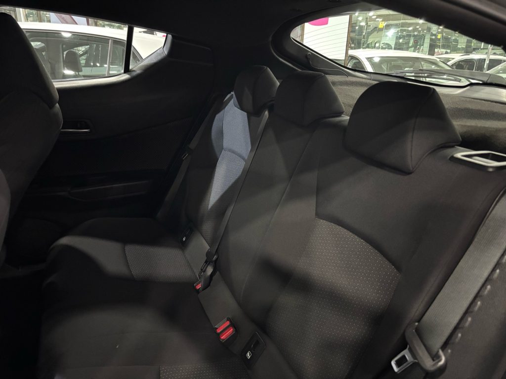 TOYOTA · C-HR · HYBRID · 2020 · 120.000 km