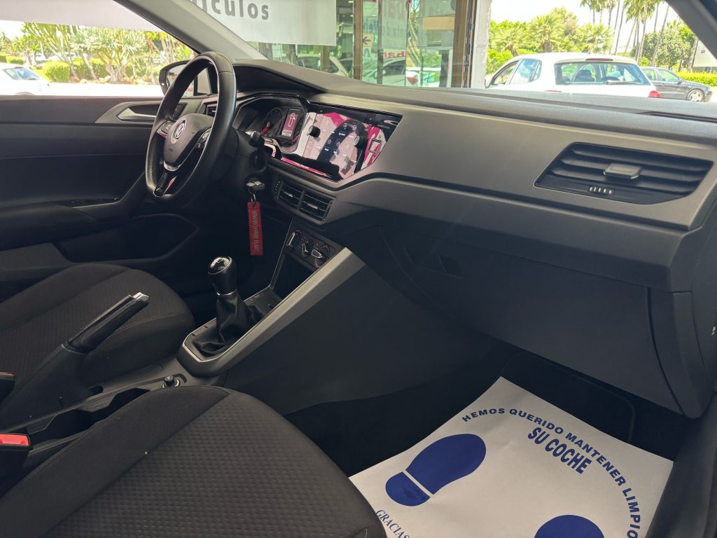 VOLKSWAGEN · Polo · GASOLINE · 2019 · 115.000 km