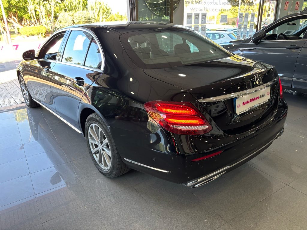 MERCEDES_BENZ · Clase E · DIESEL · 2016 · 179.000 km