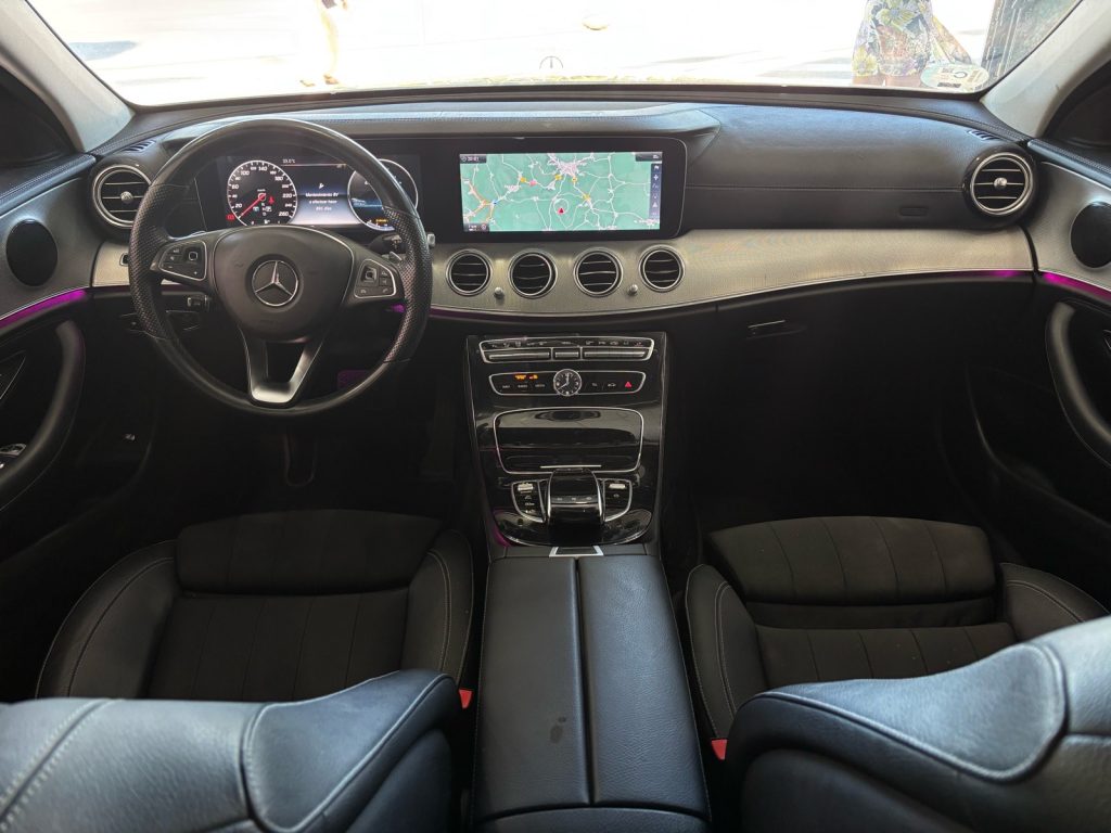 MERCEDES_BENZ · Clase E · DIESEL · 2016 · 179.000 km