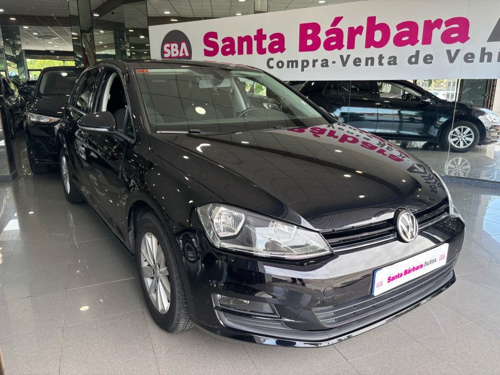 VOLKSWAGEN · Golf · GASOLINE · 2016 · 175.000 km