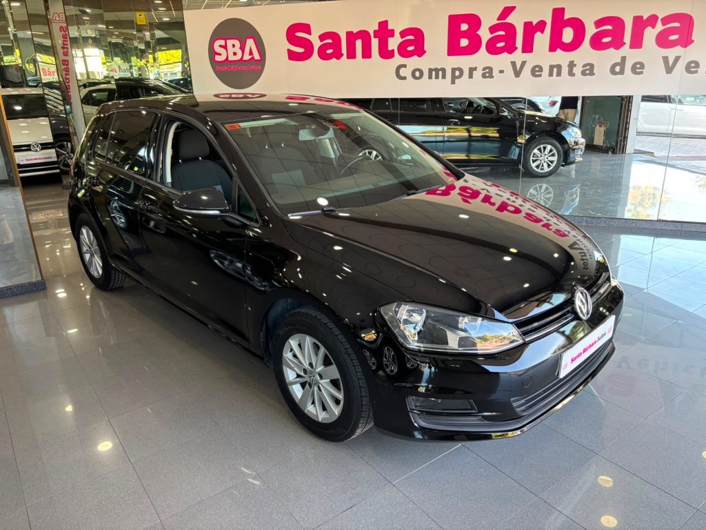 VOLKSWAGEN · Golf · GASOLINE · 2016 · 175.000 km