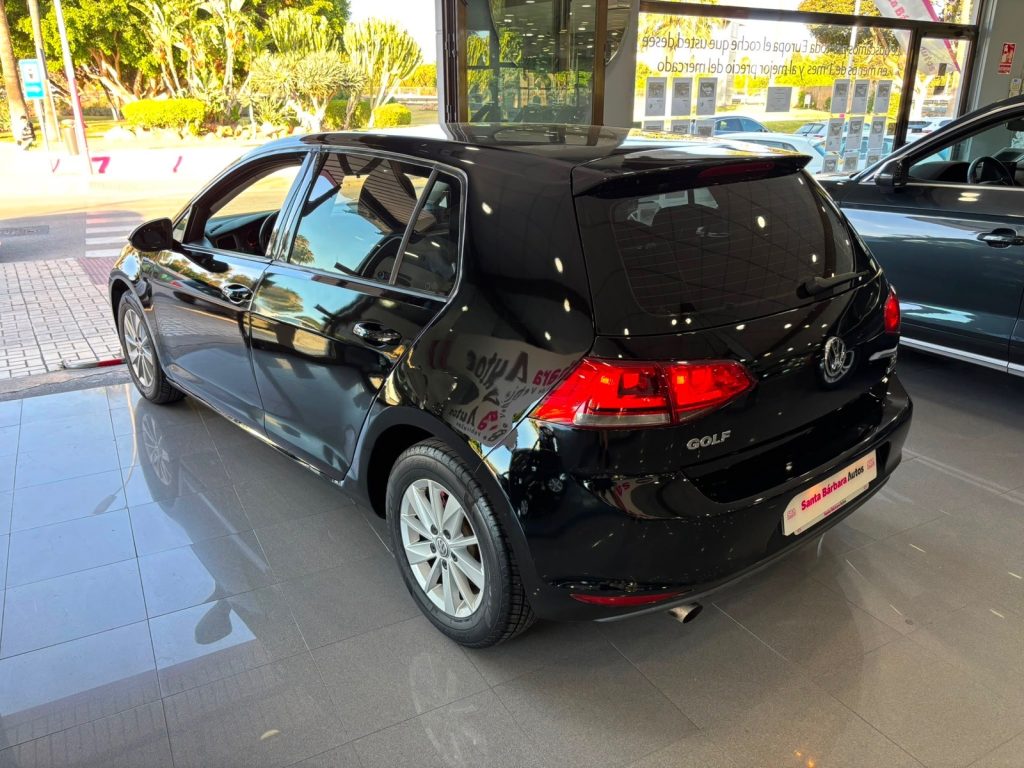 VOLKSWAGEN · Golf · GASOLINE · 2016 · 175.000 km