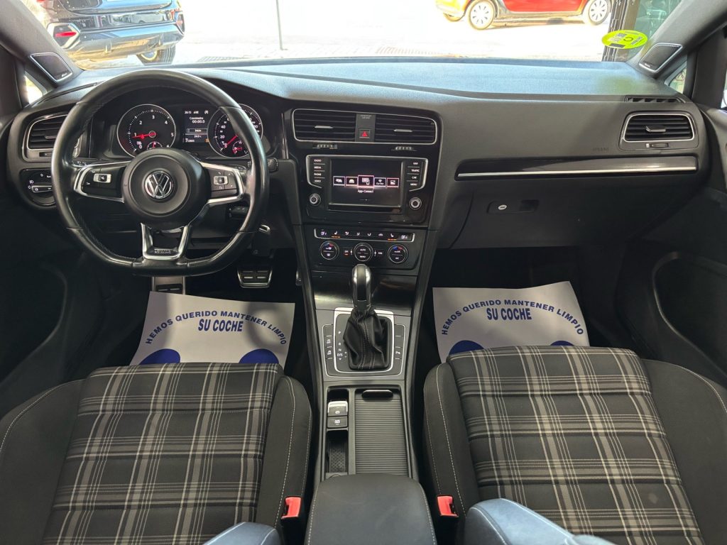 VOLKSWAGEN · Golf · DIESEL · 2016 · 210.000 km