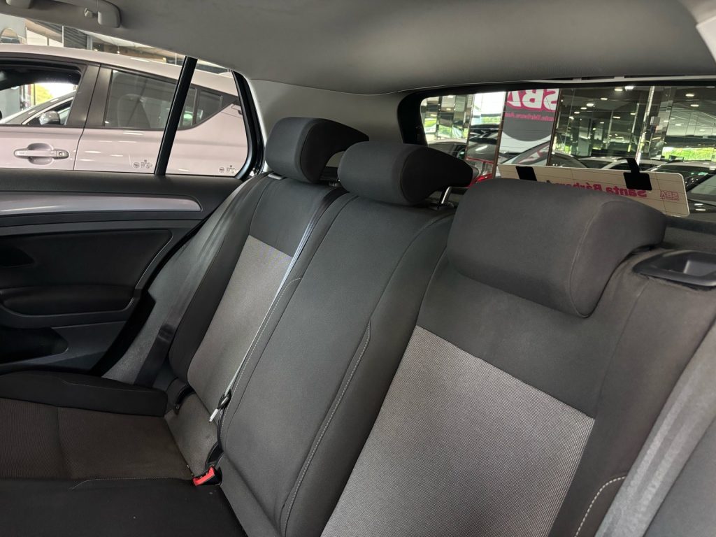 VOLKSWAGEN · Golf · GASOLINE · 2016 · 175.000 km