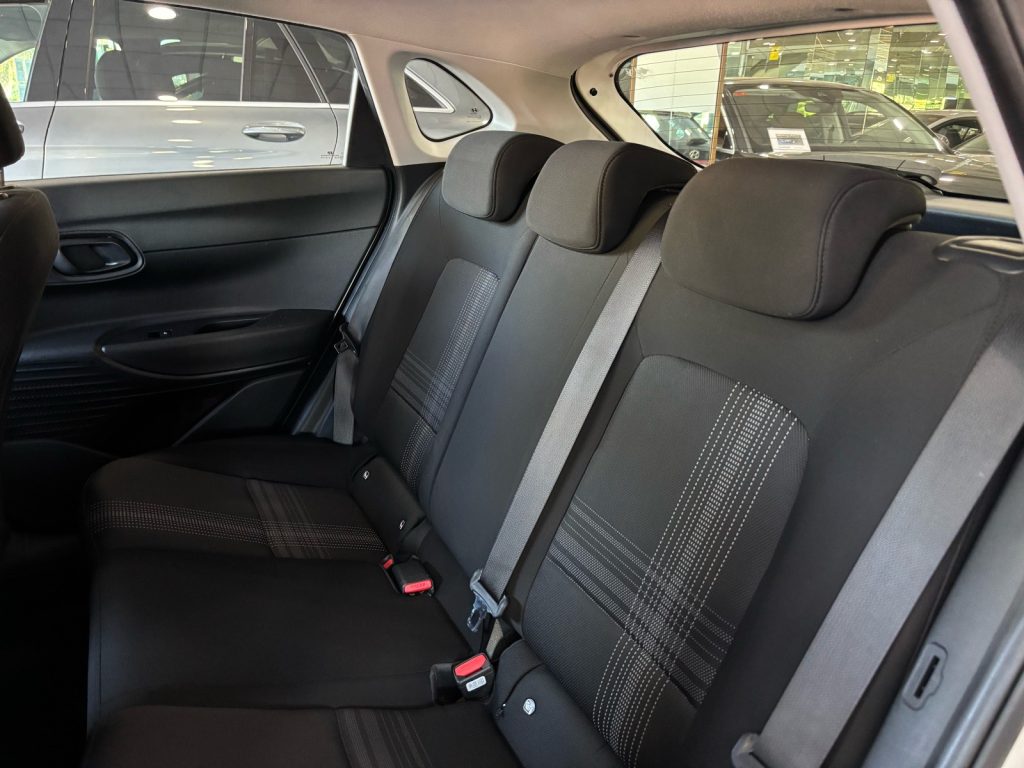HYUNDAI · i20 · HYBRID · 2021 · 100.000 km