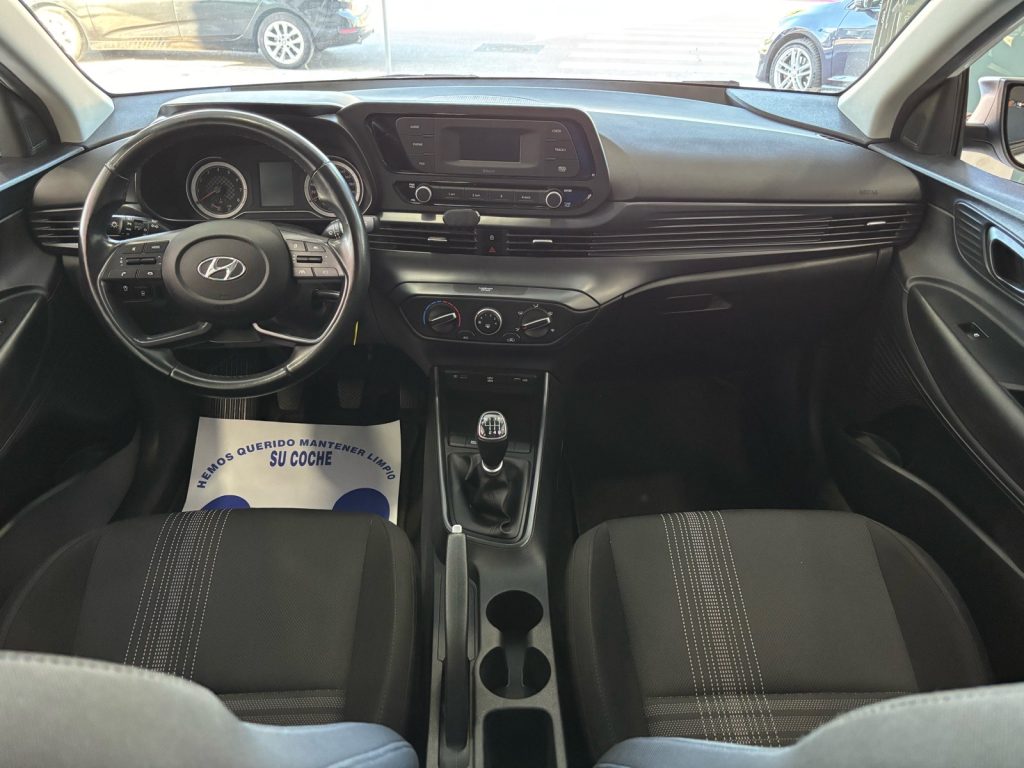 HYUNDAI · i20 · HYBRID · 2021 · 100.000 km