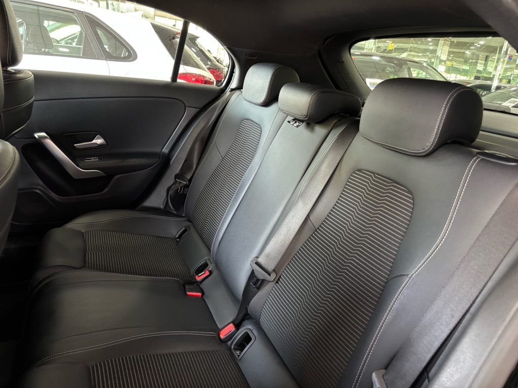MERCEDES_BENZ · Clase A · DIESEL · 2020 · 114.000 km