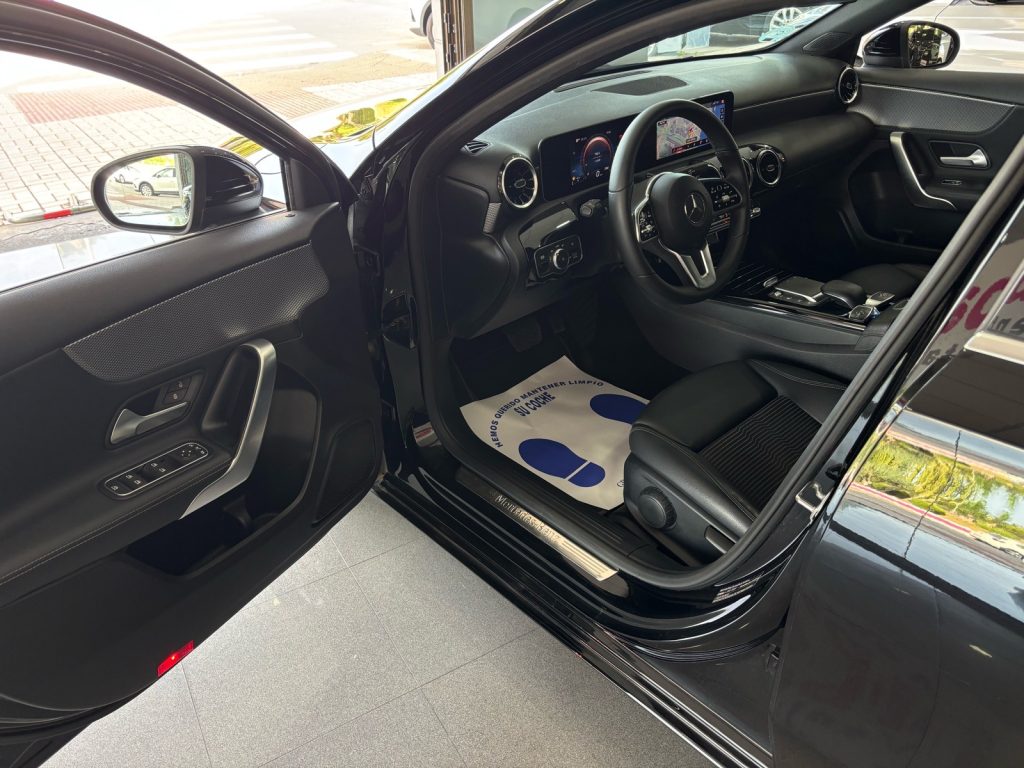 MERCEDES_BENZ · Clase A · DIESEL · 2020 · 114.000 km