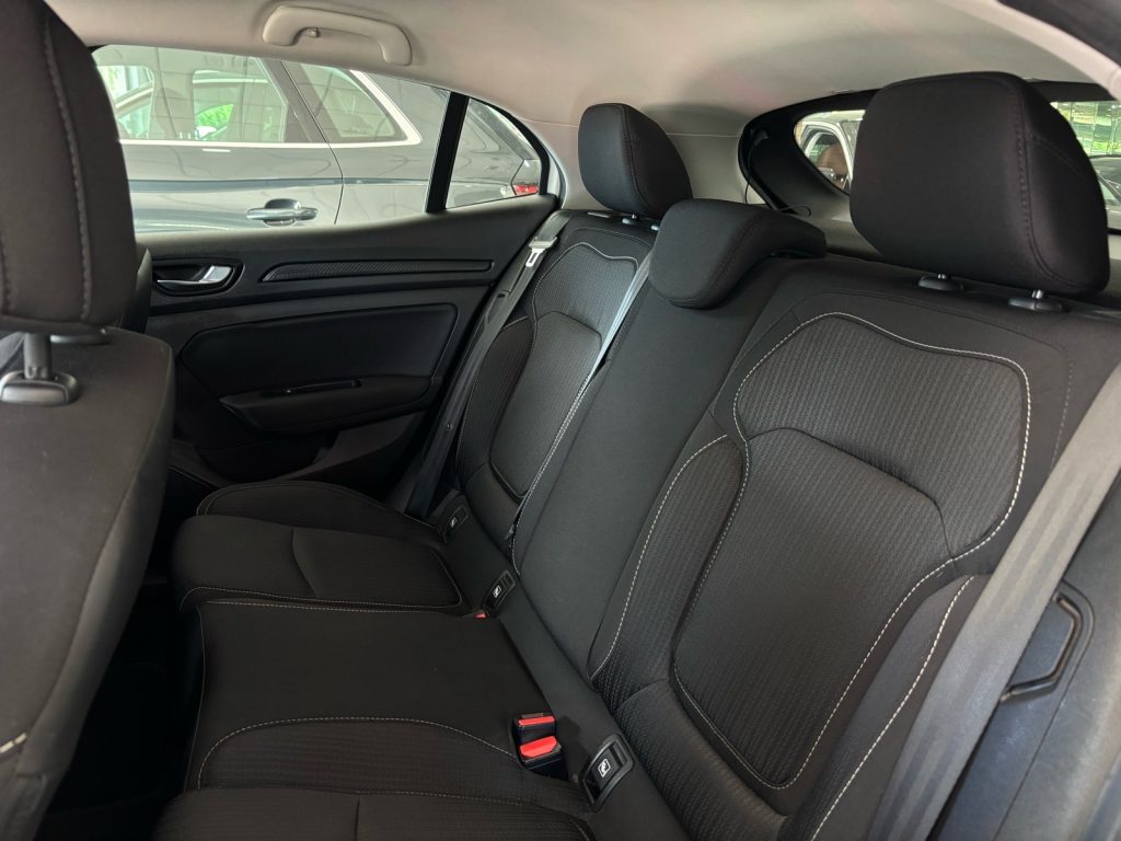 RENAULT · Mégane · DIESEL · 2020 · 139.000 km