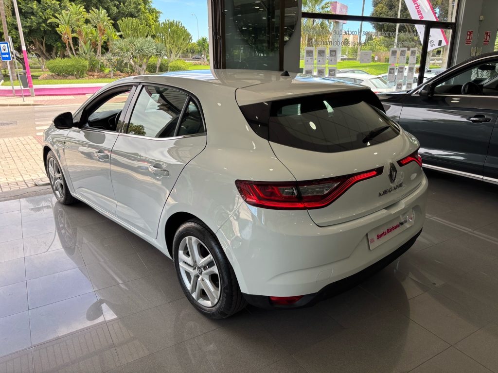 RENAULT · Mégane · DIESEL · 2020 · 139.000 km